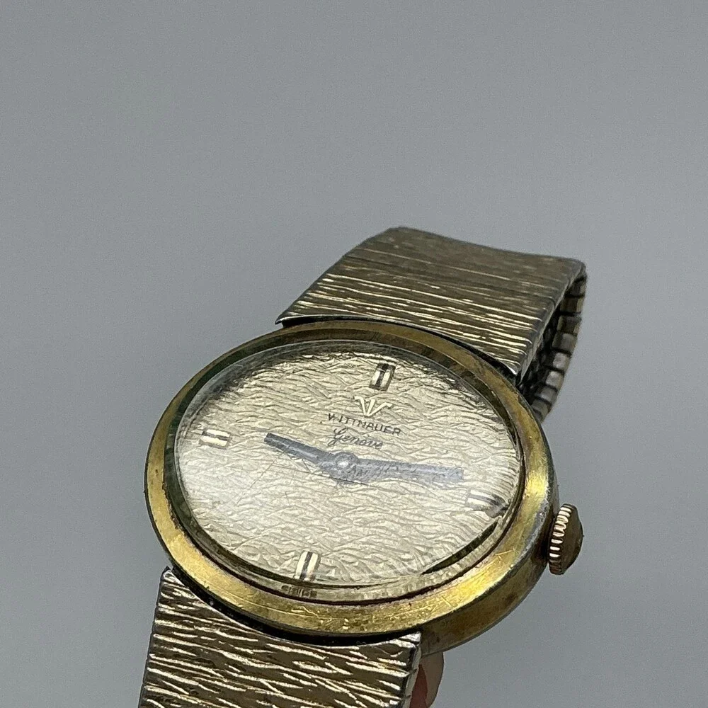 Vintage Wittnauer Geneve Womens Watch 27mm Gold Tone Dial Textured Manual Wind
